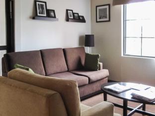 Rodeway Inn 2*